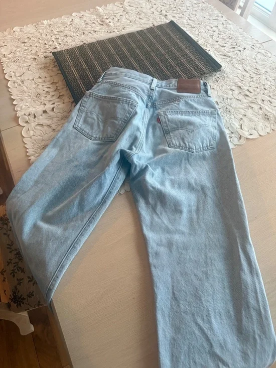 Aritzia levis 501 90s - Picture 5 of 5